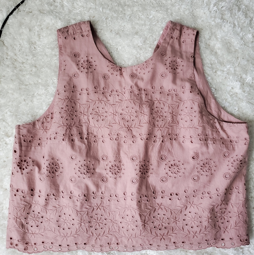 Loft - Brand new Cropped top